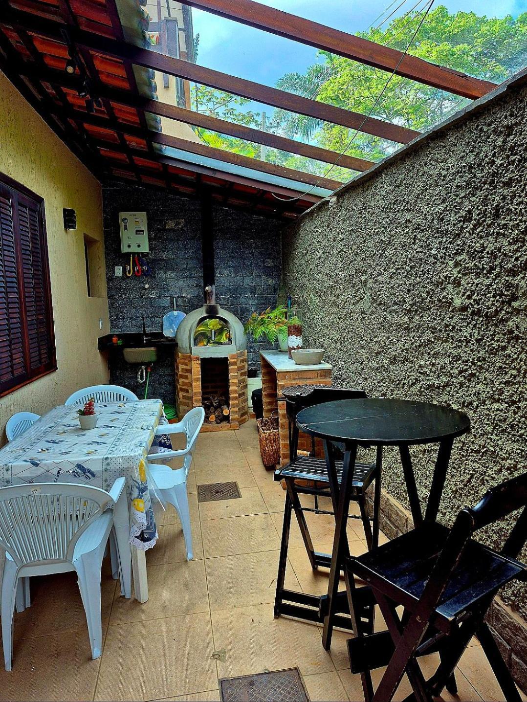 Recanto De Itaipava - Casa Com Forno De Pizza A Lenha, Churrasqueira, Pet Friendly, Equipada Para Ate 6 Pessoas, Em Meio A Natureza E Proxima Ao Centro Do Bairro Petrópolis 外观 照片